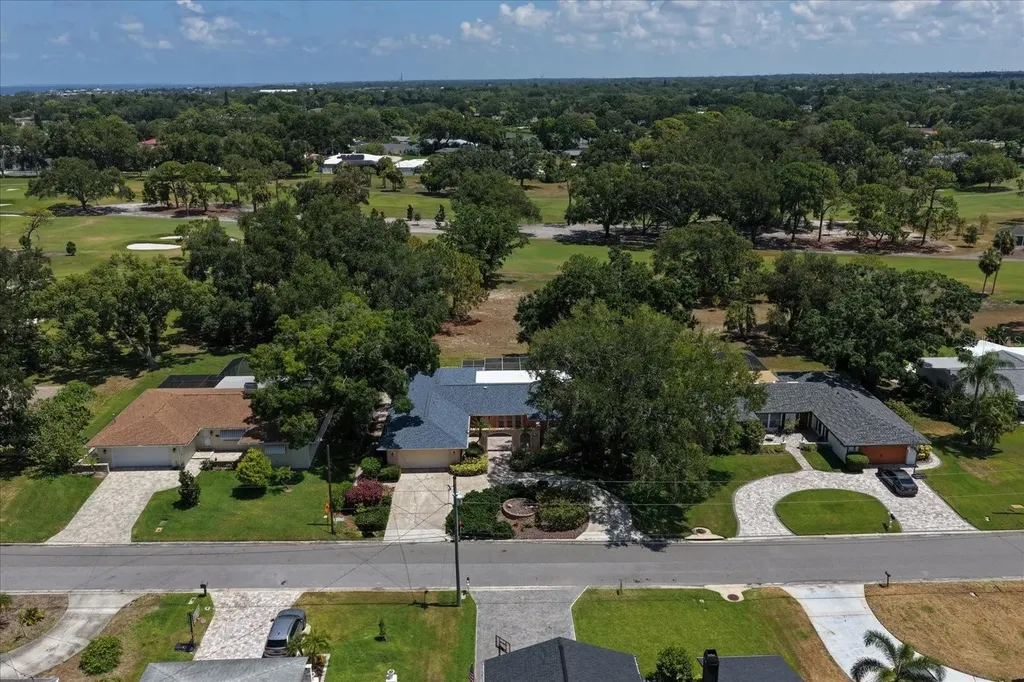 1218 St Andrews Drive Dunedin FL 34698