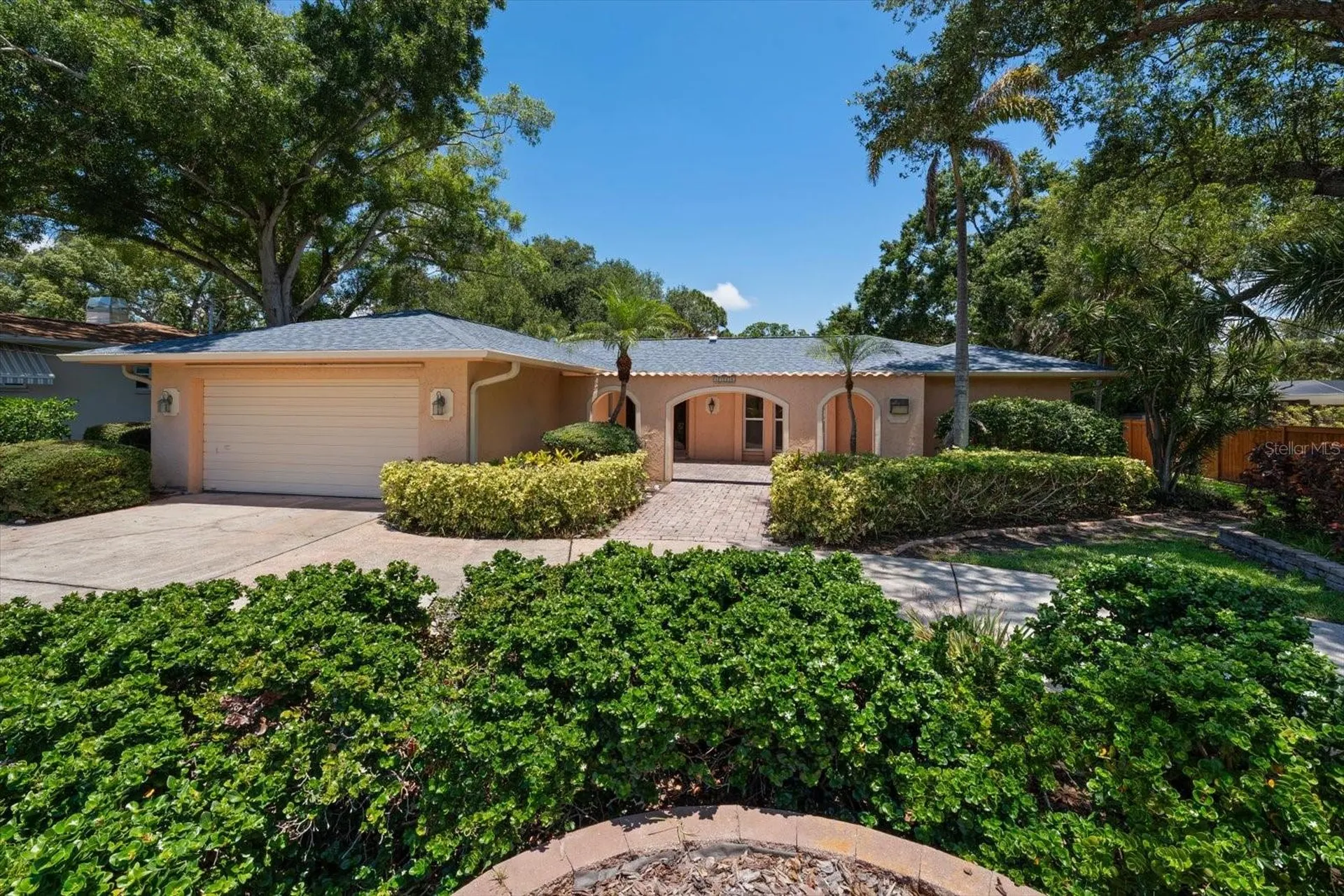 1218 St Andrews Drive Dunedin FL 34698