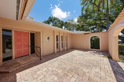 1218 St Andrews Drive Dunedin FL 34698