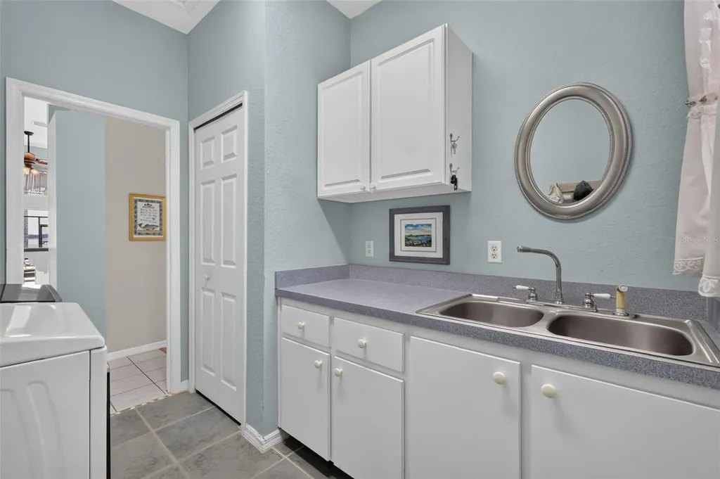 29742 Squirrel Point Road Tavares FL 32778