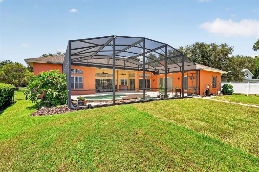 29742 Squirrel Point Road Tavares FL 32778