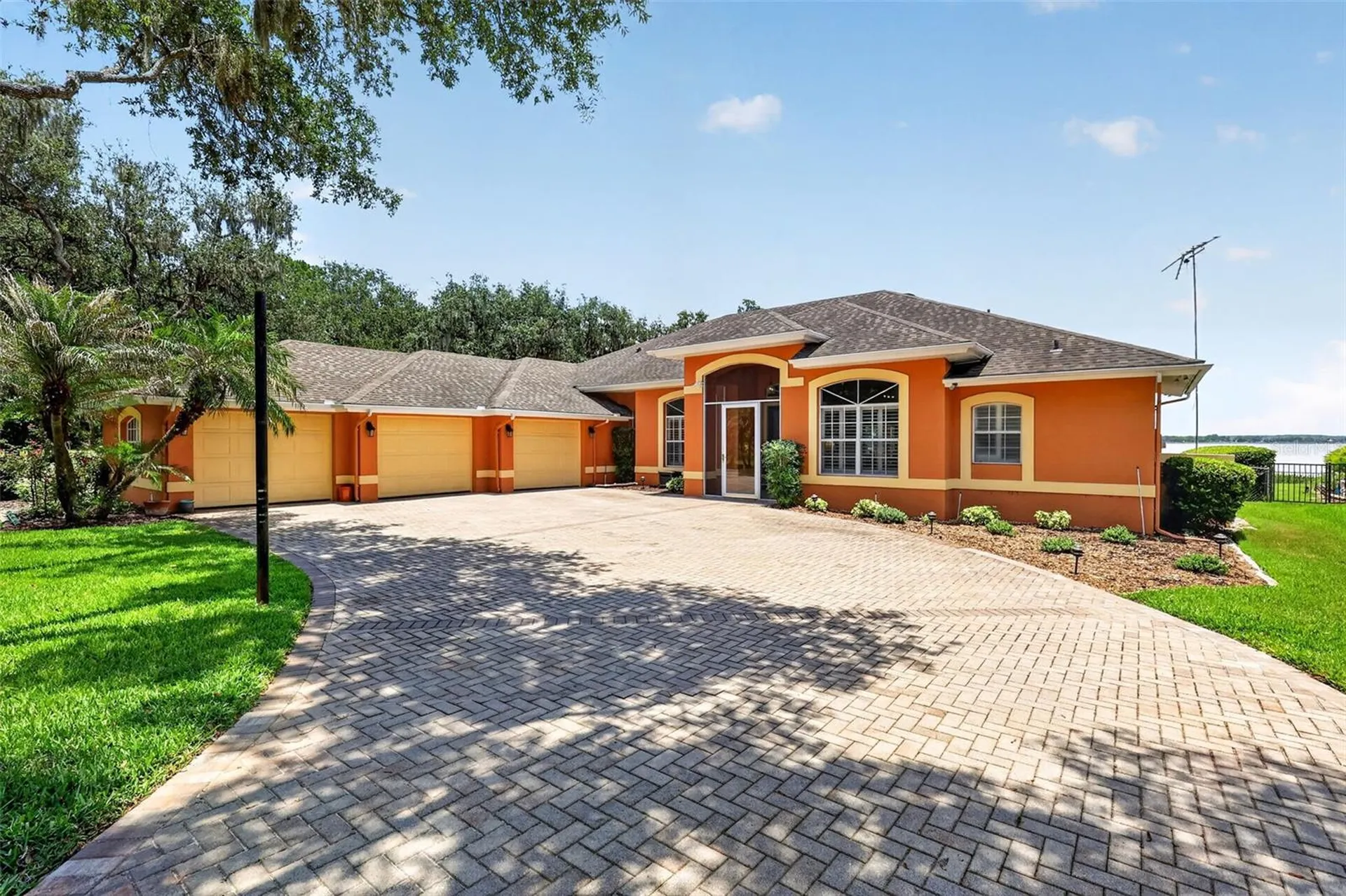 29742 Squirrel Point Road Tavares FL 32778
