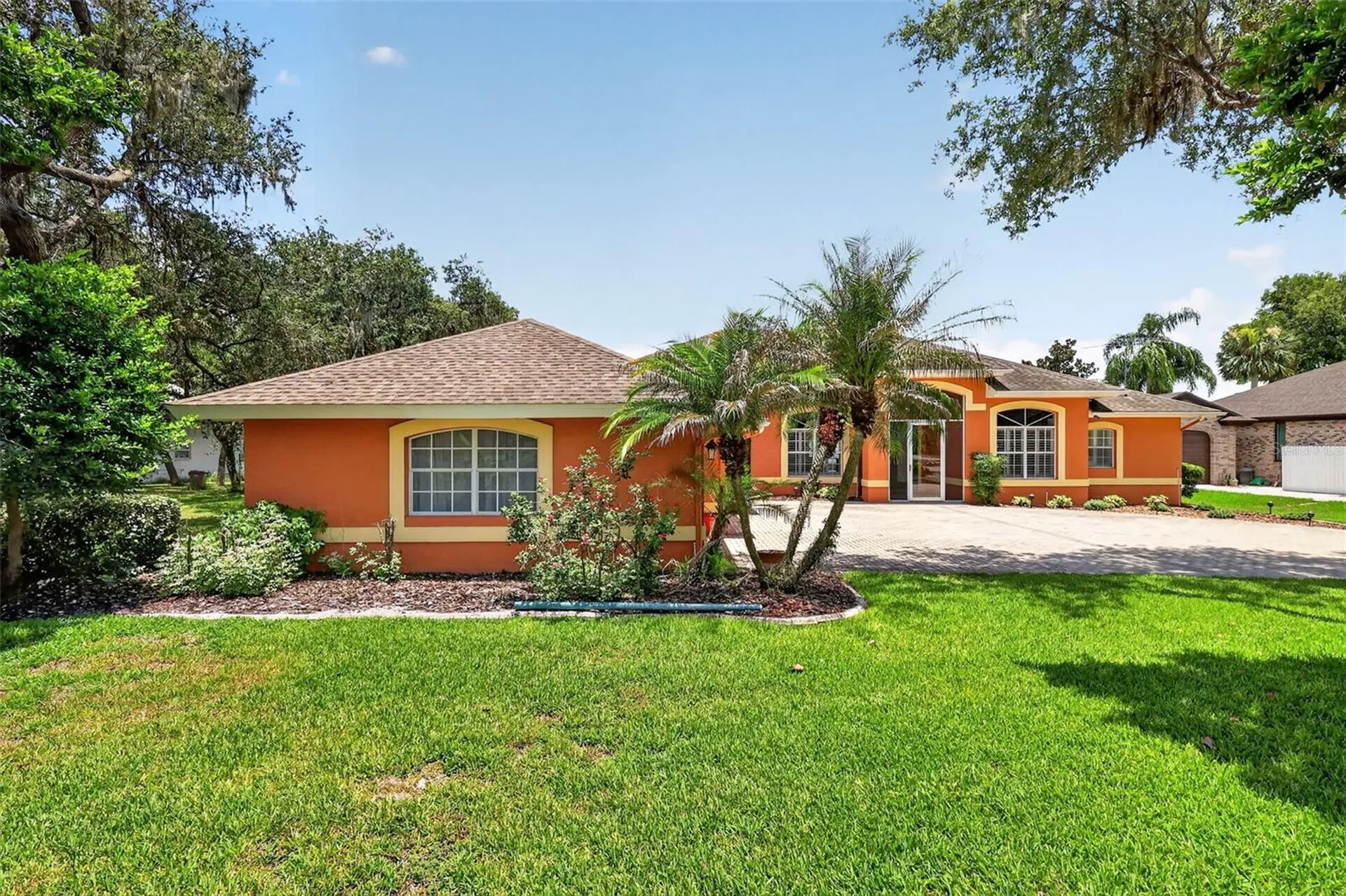 29742 Squirrel Point Road Tavares FL 32778
