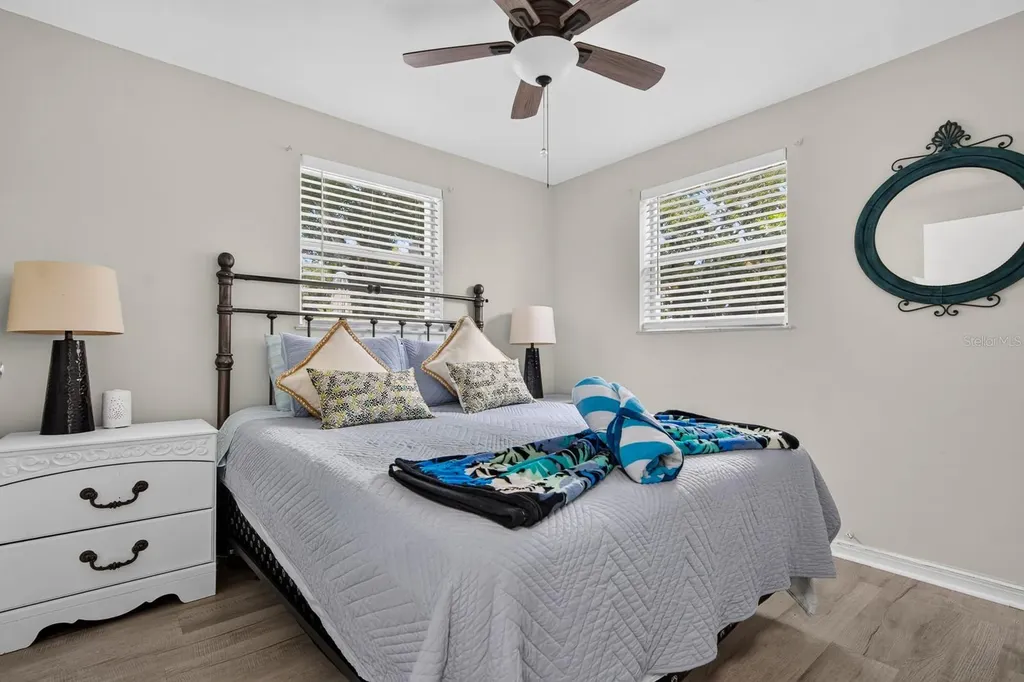 9042 Southern Comfort Drive Largo FL 33773