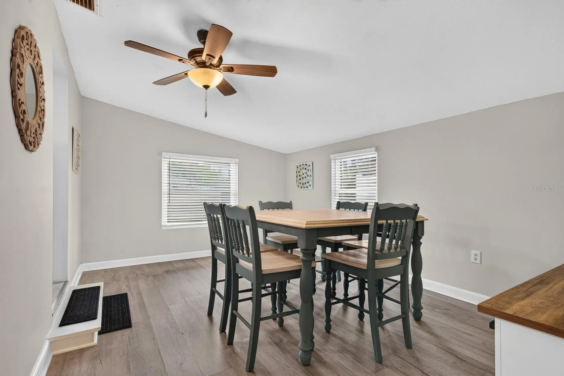 9042 Southern Comfort Drive Largo FL 33773