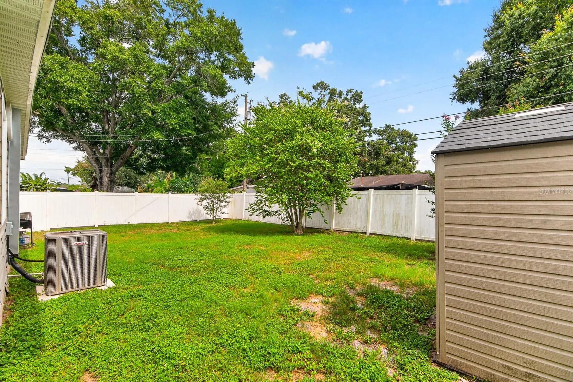 9042 Southern Comfort Drive Largo FL 33773