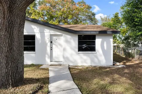 1220 E 142nd Avenue Tampa FL 33613