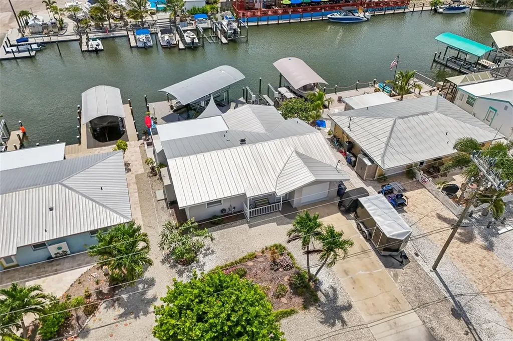 3050 York Road St James City FL 33956