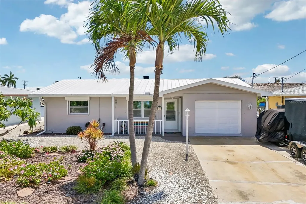 3050 York Road St James City FL 33956