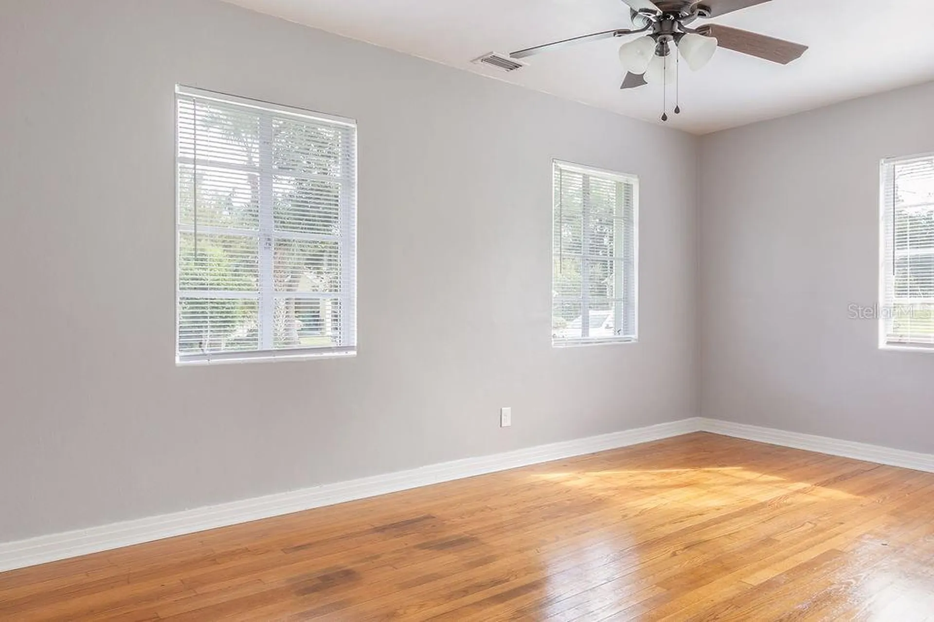 630 E Indiana Avenue Deland FL 32724