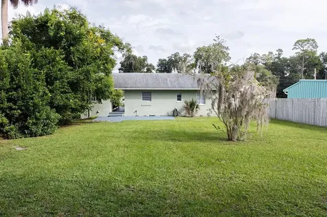 630 E Indiana Avenue Deland FL 32724