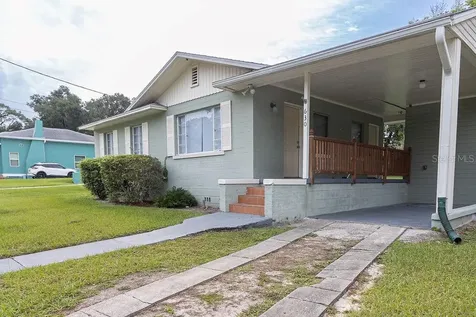 630 E Indiana Avenue Deland FL 32724