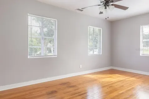 630 E Indiana Avenue Deland FL 32724