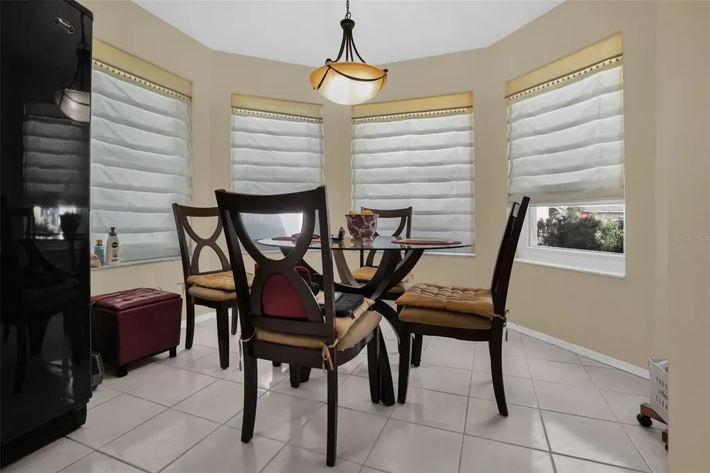 637 Moss Park Court Kissimmee FL 34743