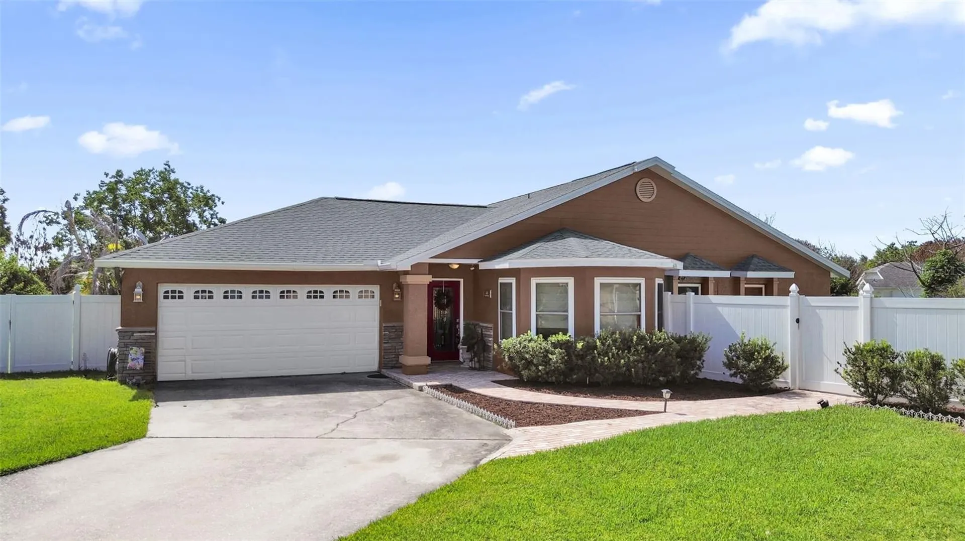 637 Moss Park Court Kissimmee FL 34743