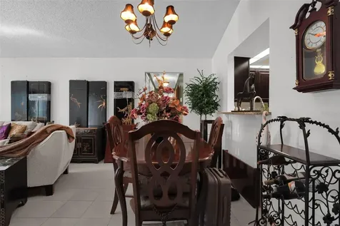 637 Moss Park Court Kissimmee FL 34743