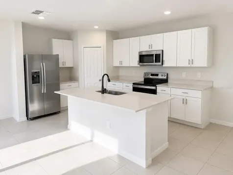 2255 Blue Grosbeak Place Wimauma FL 33598