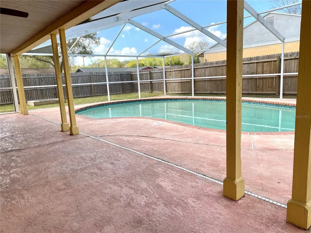 5205 Dublin Place Tampa FL 33624
