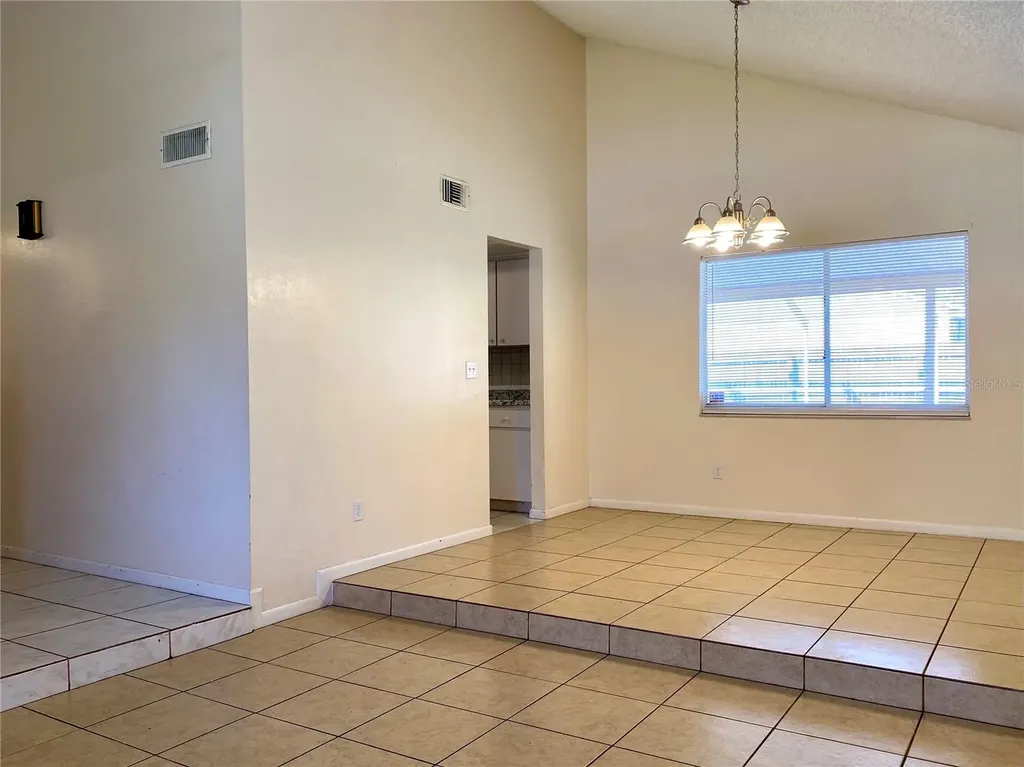 5205 Dublin Place Tampa FL 33624