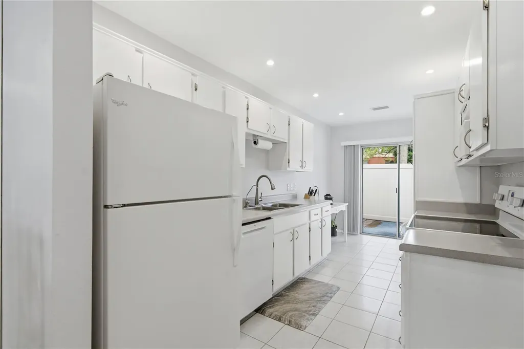 2052 Sunset Point Road Clearwater FL 33765