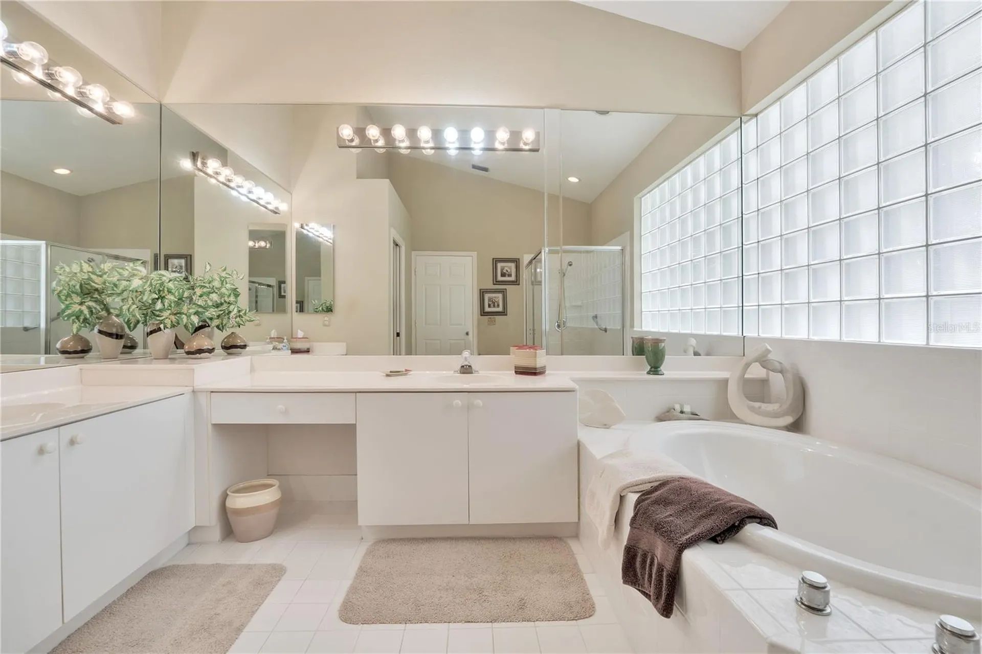 18451 E Covington Trace Boca Raton FL 33498
