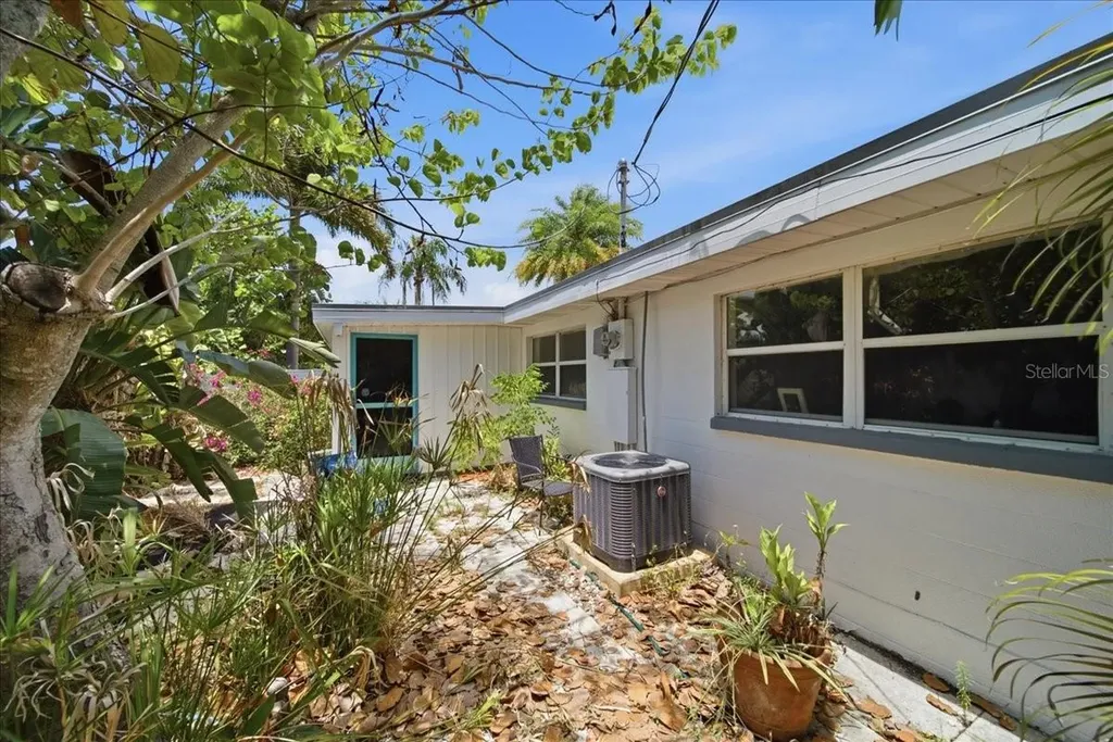 2316 Holyoke Avenue Bradenton FL 34207