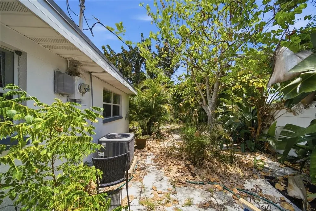 2316 Holyoke Avenue Bradenton FL 34207