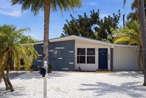 2316 Holyoke Avenue Bradenton FL 34207