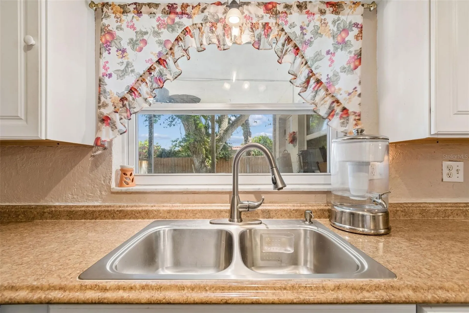 2085 68th Avenue S St Petersburg FL 33712