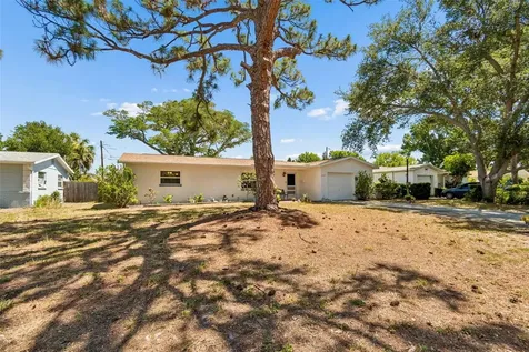 2085 68th Avenue S St Petersburg FL 33712