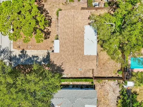 2085 68th Avenue S St Petersburg FL 33712