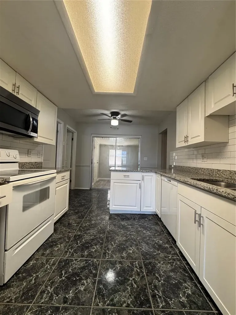 721 Greenleaf Lane Lake Wales FL 33853
