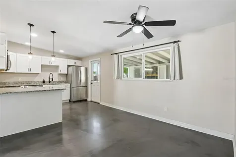 2416 Emory Avenue Bradenton FL 34207