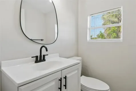 2416 Emory Avenue Bradenton FL 34207