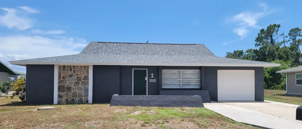 22329 Niagara Avenue Port Charlotte FL 33952