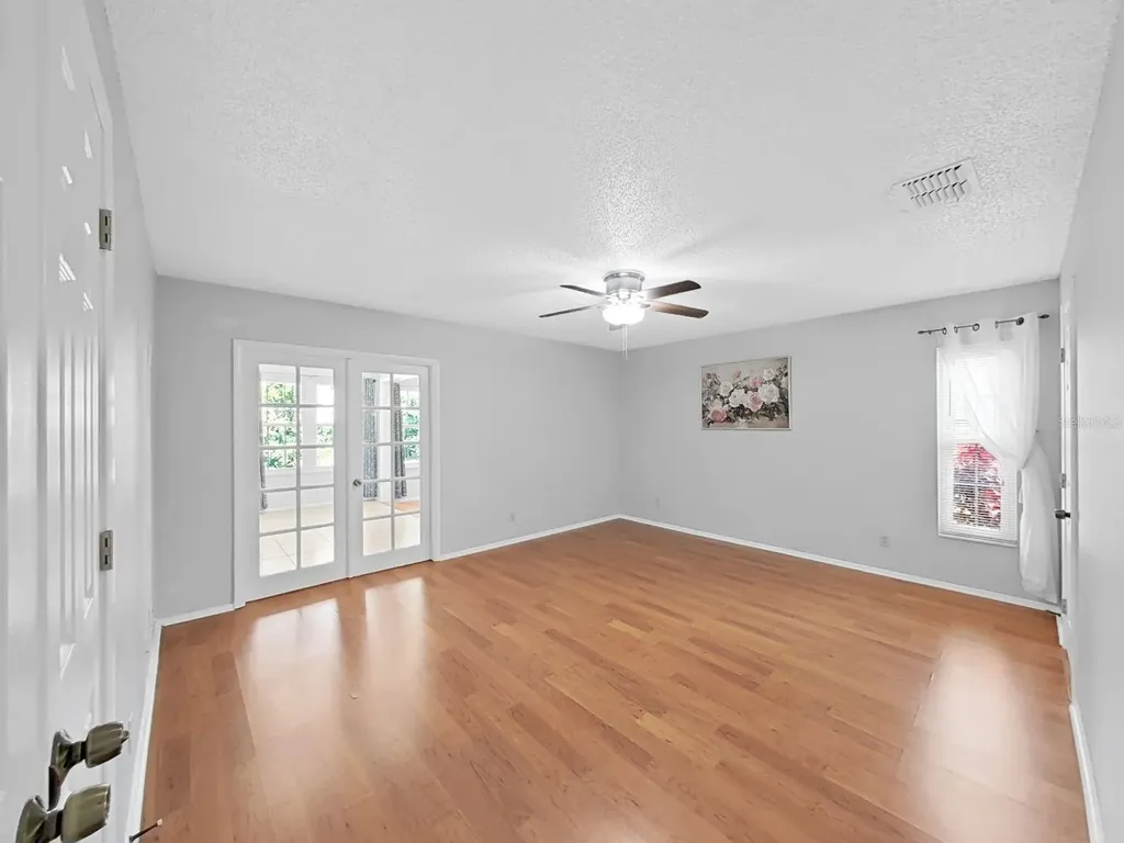 878 Rustic Oaks Drive Palm Harbor FL 34684
