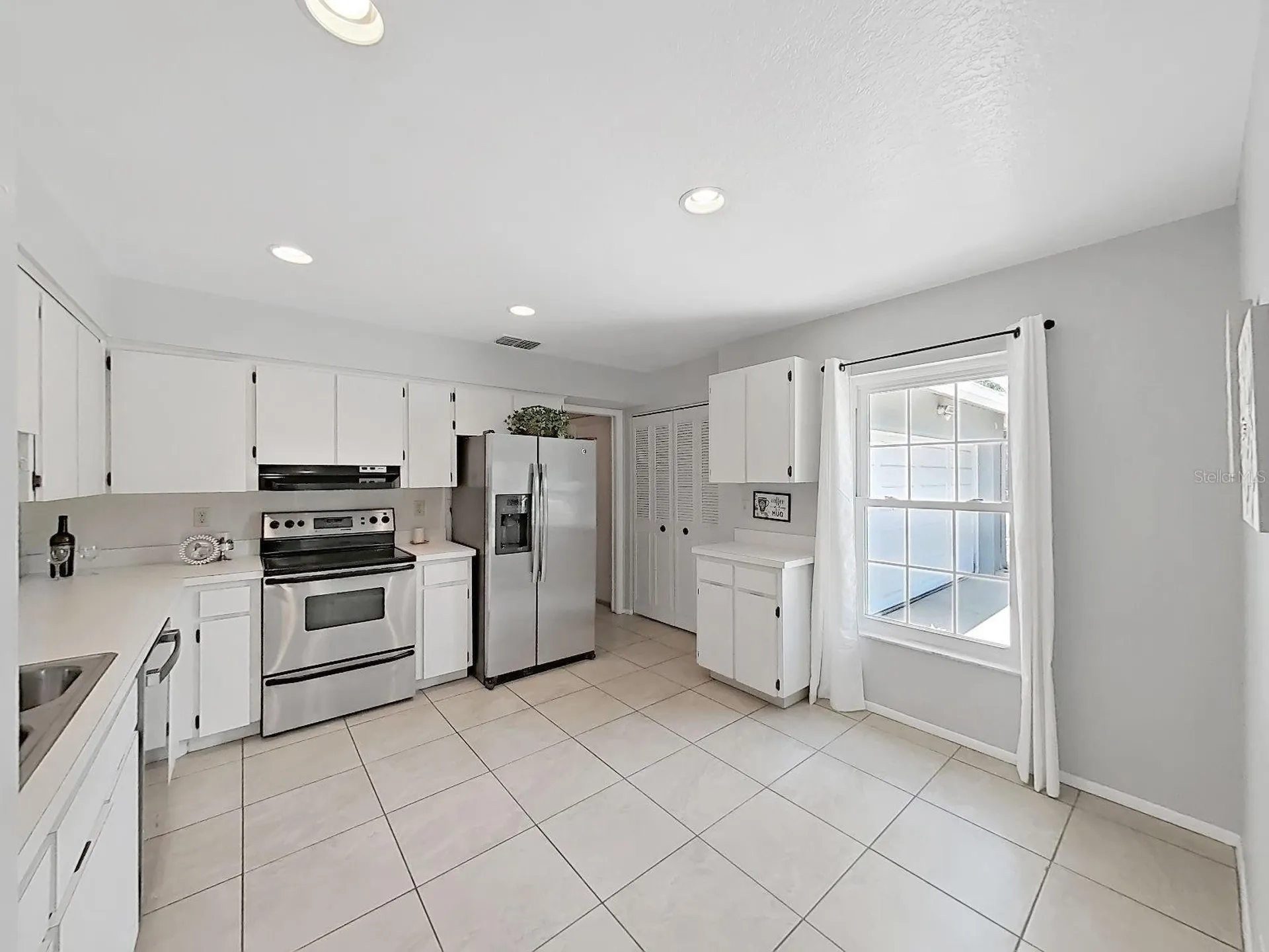 878 Rustic Oaks Drive Palm Harbor FL 34684
