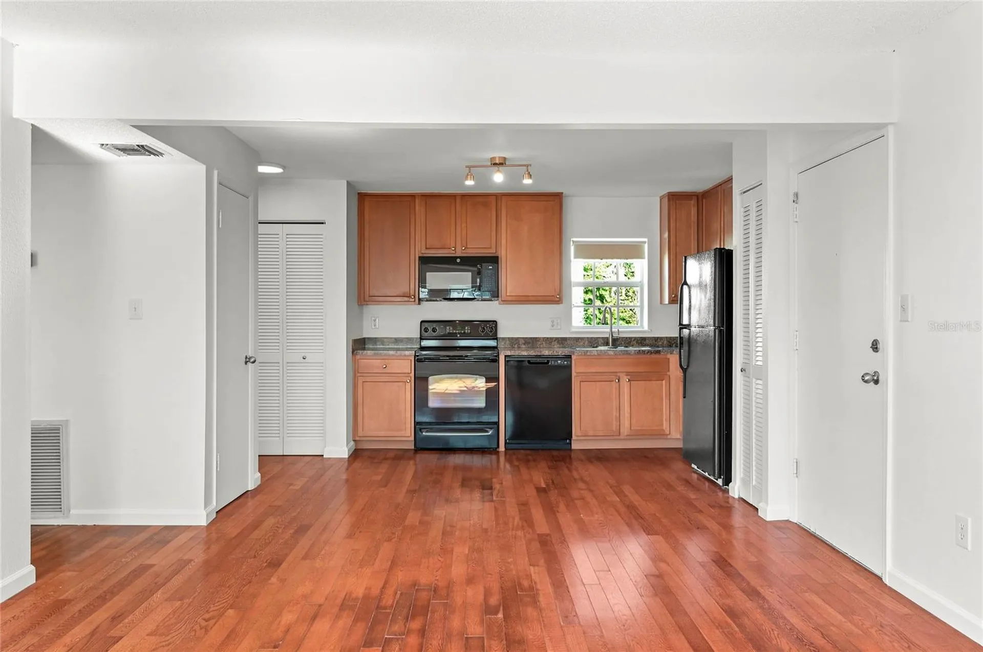317 E Amelia Street Orlando FL 32801