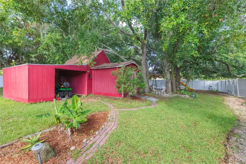 13001 Sydney Road Dover FL 33527