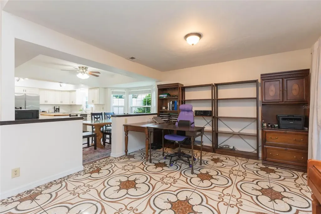 13001 Sydney Road Dover FL 33527