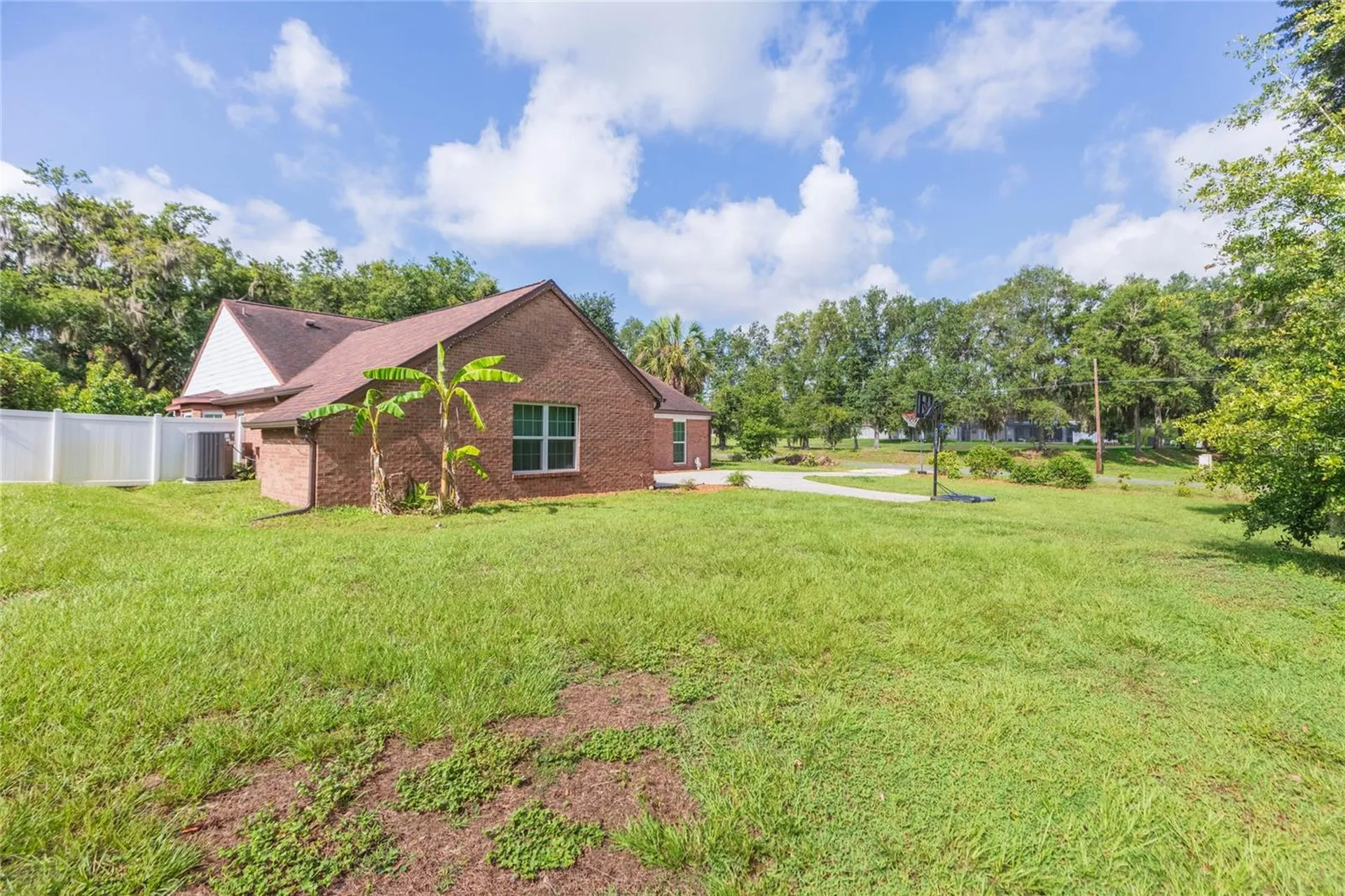 13001 Sydney Road Dover FL 33527