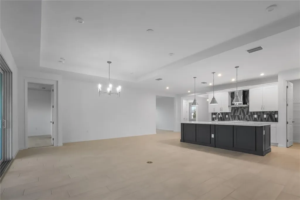 1618 Bellagio Loop Tavares FL 32778