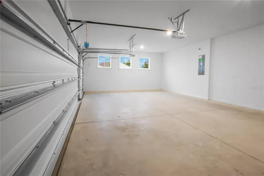 1618 Bellagio Loop Tavares FL 32778