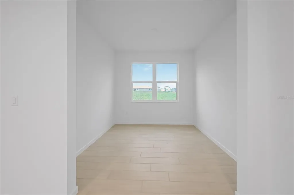 1618 Bellagio Loop Tavares FL 32778