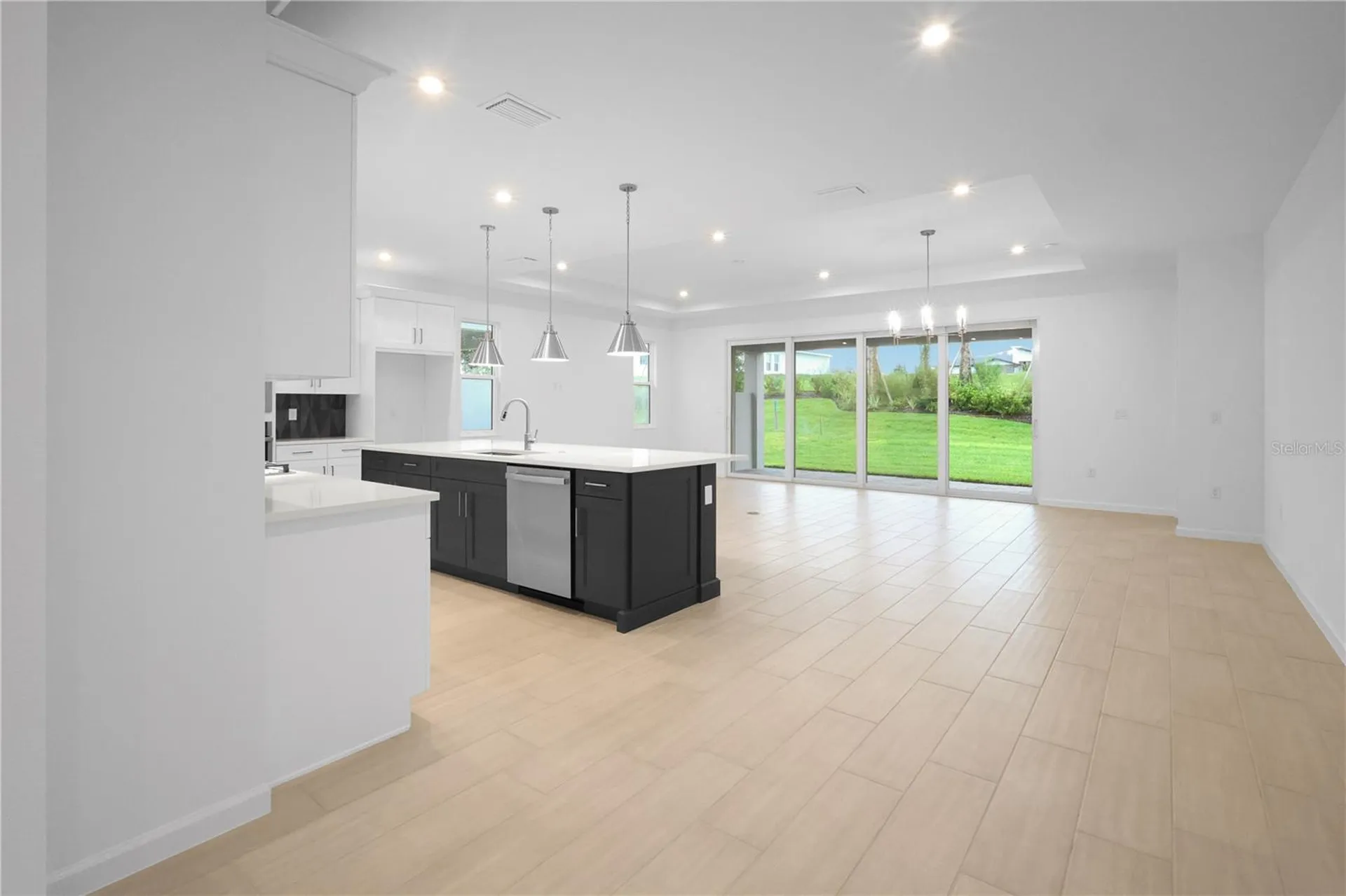 1618 Bellagio Loop Tavares FL 32778