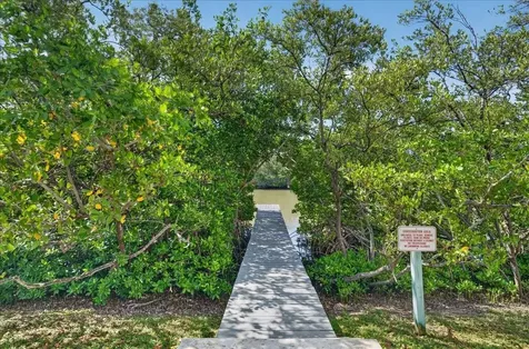 14846 Seminole Trail Seminole FL 33776