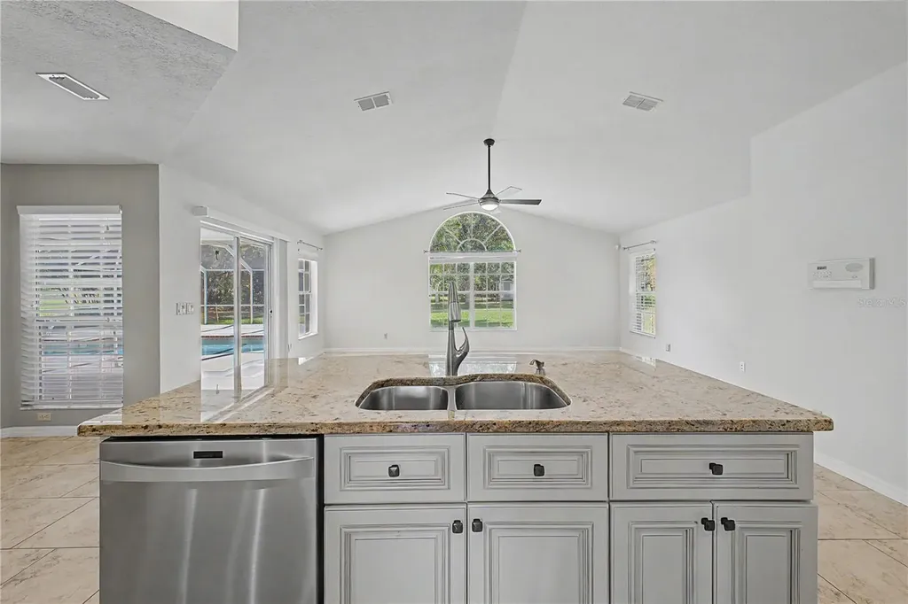 1154 E Triple Crown Loop Hernando FL 34442