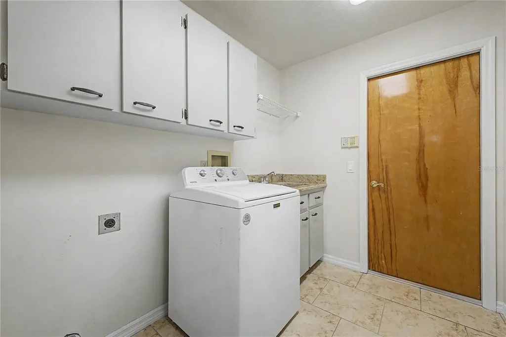 1154 E Triple Crown Loop Hernando FL 34442