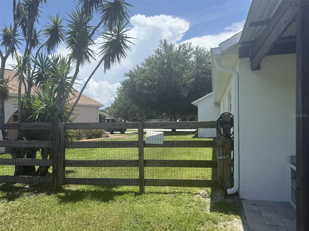 2916 Canoe Circle St Cloud FL 34772