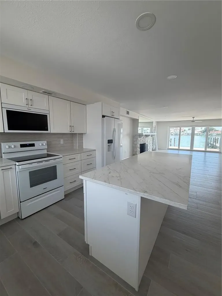 716 Bayway Boulevard Clearwater Beach FL 33767